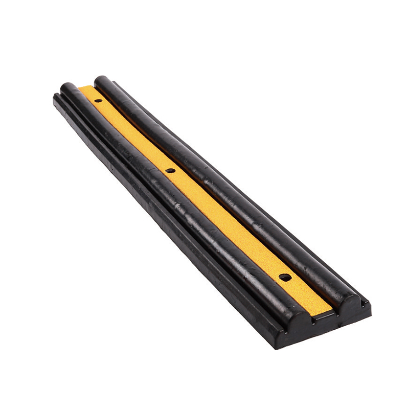 PS041 Apărătoare de colț din cauciuc